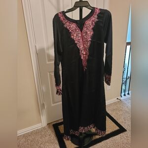 Two peice black and pink silk Kurtha and dhupatta